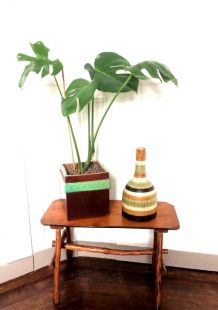 Grand vase en céramique à rayures 