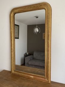 Grand miroir doré Louis Philippe fin 19ème. 145x90.