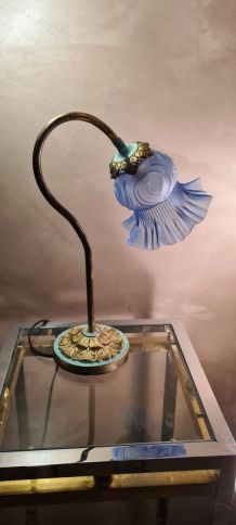 lampe peint laiton et socle etain  jolie tulipe bleu  quelqu