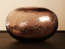 Vase artisanal en verre  coloris mauve