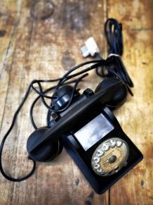 Téléphone cadran ancien