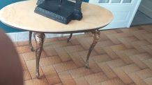 Belle table de salon style LOUIS XV 