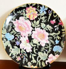 6 assiettes porcelaine fleurs , August Warnecke