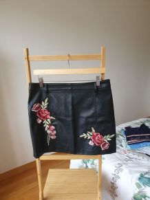 Magnifique jupe similicuir taille 38