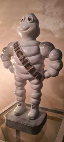 bonhomme michelin , publicité  style vintage, platre , tres 