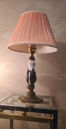lampe pied ceramique et bronze  , abat  jour plissé vieux ro
