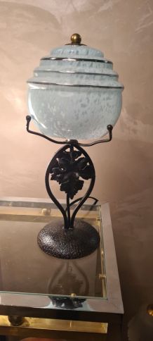  fer forgé  boule bleu en opaline clichy moucheté de blanc35