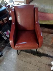 fauteuil vintage en skai
