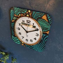 Horloge vintage pendule murale silencieuse carrée "Jaz vert"