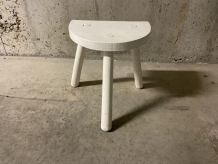 Tabouret tripode