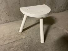 Tabouret tripode