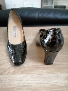 CHAUSSURES A TALONS POINTURE 38.5