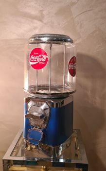 distributeur  bonbon , cacahuete, chewing gum   ,1euro march