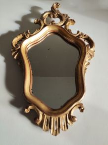 miroir en bois doré