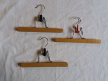Cintres vintage lot de 3