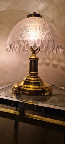 lampe delux 1970 a 80 chrome doré  ,,,,,et verre moulé    31