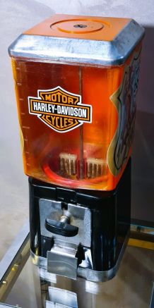 distributeur brabo  fonte d alu et acrylique  ancien  bonbon