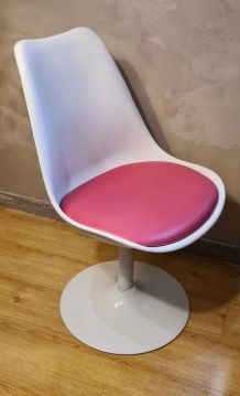 Chaises Tulipe pivotante dans le style  Eero Saarinen Knoll 
