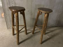 Tabourets de bar brutalistes