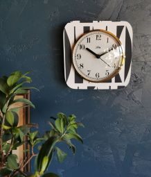 Horloge pendule murale vintage silencieuse carrée "Jam noir 