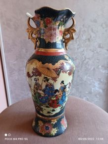Vase Asiatique
