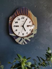 Horloge pendule murale vintage silencieuse verticale Trophy