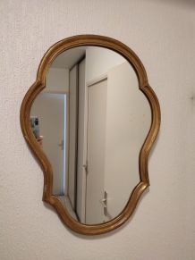 Miroir ancien en bois doré 