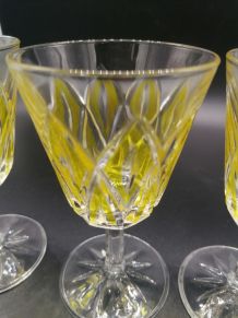 Lot de 4 verres à vin  en cristal de Reims VMC