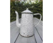 Cafetière en tôle émaillée mouchetée grise