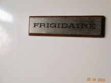 vintage FRIGIDAIRE réfrigérateur poignée bois