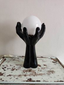 lampe mains noire