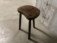 Tabouret tripode