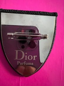 Broche Dior écusson 