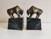 serre-livres taureaux art déco