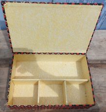 boite de rangement en tissu années 70