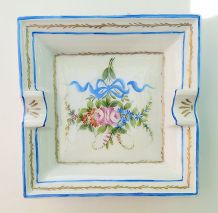 Cendrier en porcelaine de Limoges 