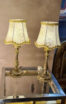 lot  2 lampes de chevets en bronze avec  jolie abat jour or 