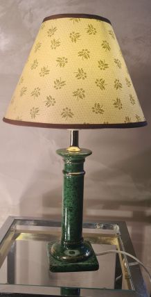  tres jolie lampe  en ceramique marbré vert et vernisée 1970