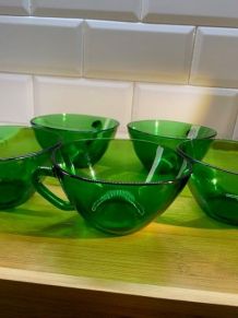 Tasses Vereco verte Vintage