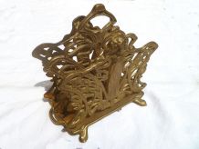 porte courrier , vintage en laiton