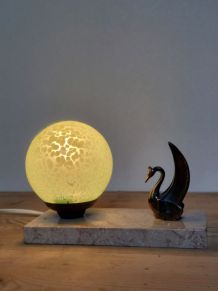 Lampe veilleuse art déco animalière avec socle en marbre