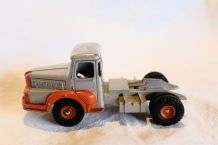 Dépanneuse tracteur Unic Dinky super toys + transporteur