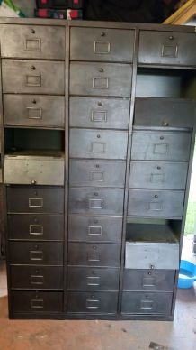 Meuble à clapets style industriel 