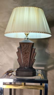 grande lampe art deco  1920 en v verre moulé opaque,  46x33 