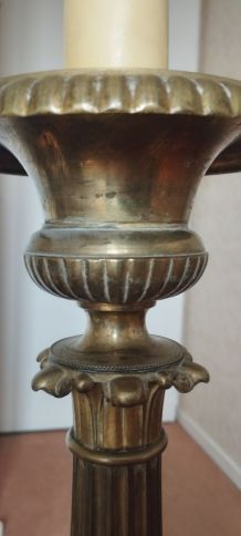 Bougeoir ancien candélabre en bronze - église - Gothique, mo