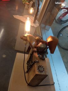 Lampe en pieces velo decoration industrielle Aventurier/expl