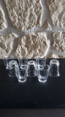 8 verres à liqueur - shot vintage