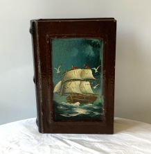 Ancienne boîte en forme de livre peinture bateau vintage 