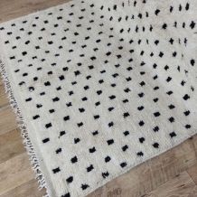 Tapis Marocain Authentique 270x160 cm.