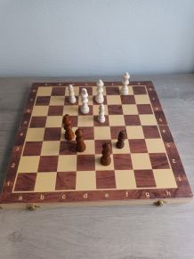 Jeux d’échecs en bois magnétique et pliable de 39cm 